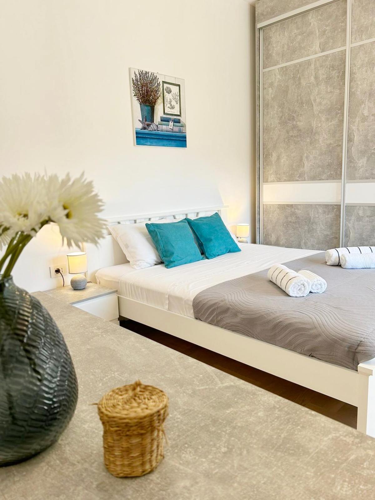 The Circle Apartment Üsküp Dış mekan fotoğraf